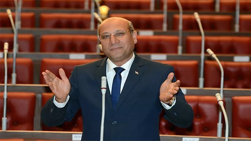 عضو بالشيوخ يدعو إلى إشراك القطاع الخاص في العملية التعليمية