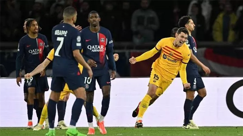 التشكيل الرسمى لقمة برشلونة ضد باريس سان جيرمان فى دورى أبطال أوروبا