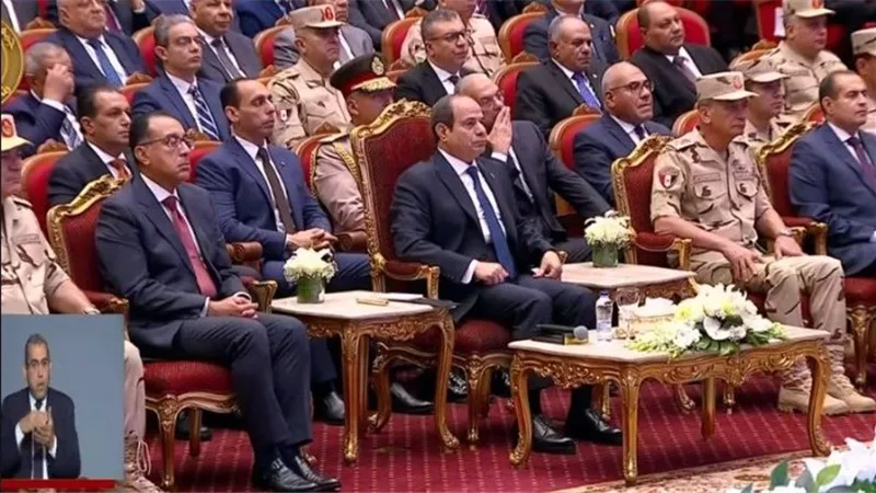 الرئيس السيسي يشهد افتتاح موسم حصاد القمح في مشروع توشكى 4
