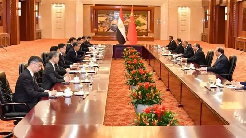 بيان مشترك: بكين ترحب بطلب مصر استضافة قمة عربية صينية