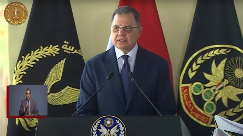 وزير الداخلية: الرئيس السيسي يؤكد تمسك مصر بثوابتها وحماية أمنها
