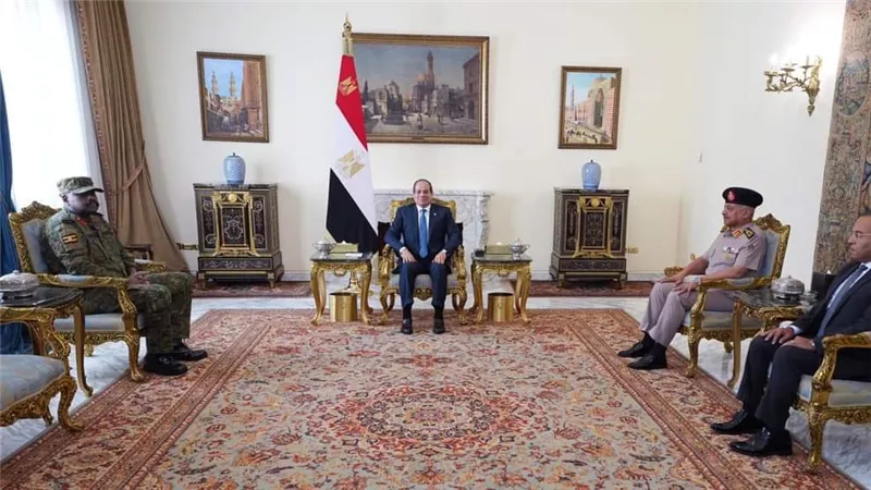 الرئيس السيسي يتلقى رسالة من نظيره الأوغندى.. ويشيد بعلاقات البلدين