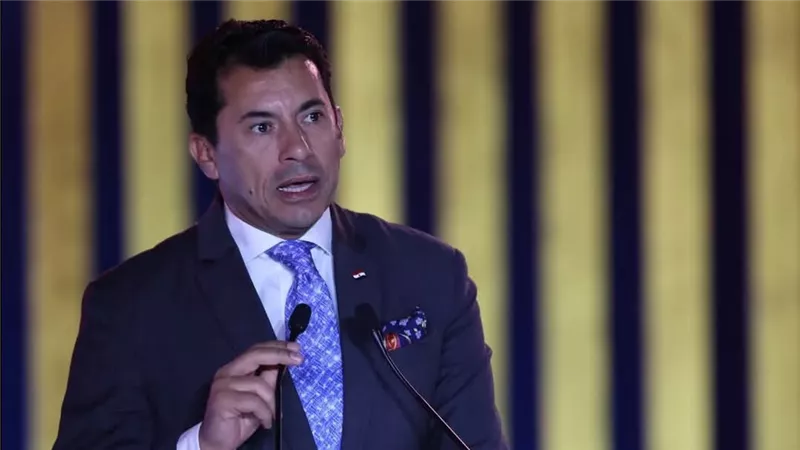 وزير الرياضة: أبلغت أبو ريدة وحسام حسن بإعفاء لاعبى الأهلى من المنتخب بسبب المونديال