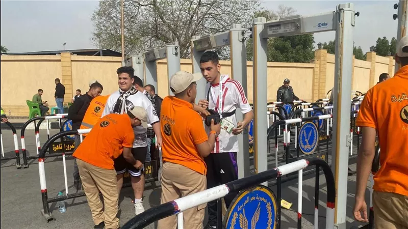 مباراة في حضرة الأمن.. خطة أمنية لتأمين لقاء الزمالك وسموحة 