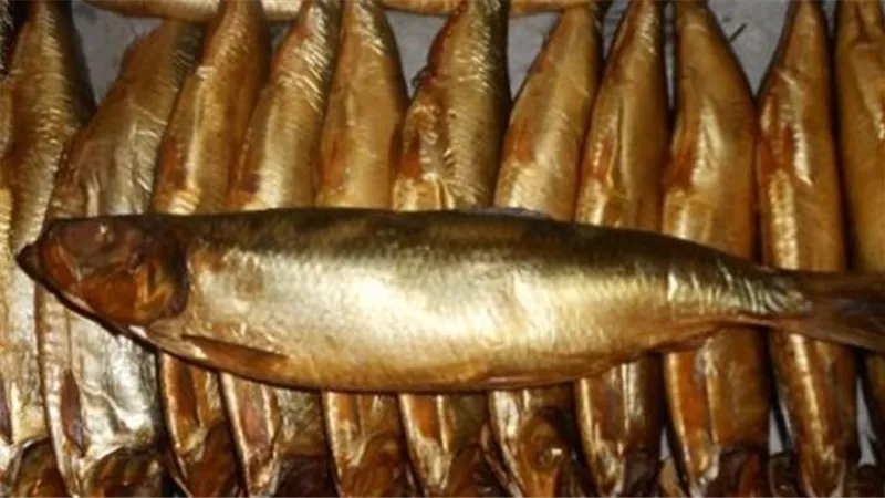 بمناسبة شم النسيم..وزارة التموين تطرح الرنجة بسعر من 145 لـ170 جنيها للكيلو 