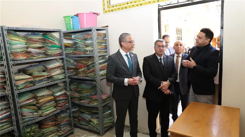 ​محافظ الجيزة يتفقد جهاز مشروع الجبانات بأكتوبر لمتابعة انتظام العمل