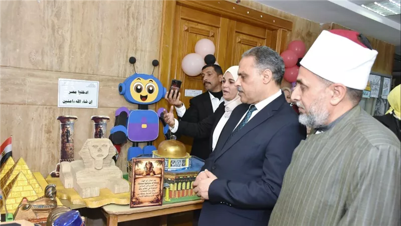 محافظ الشرقية يفتتح المعرض السنوي للوسائل التعليمية لمنطقة الشرقية الأزهرية