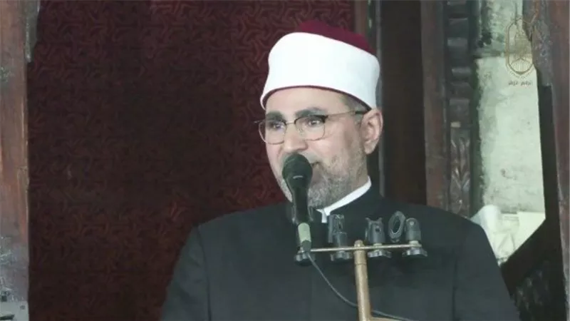 خطيب الجامع الأزهر: ضيق الرزق والمرض ليس مبررًا لإنهاء الحياة