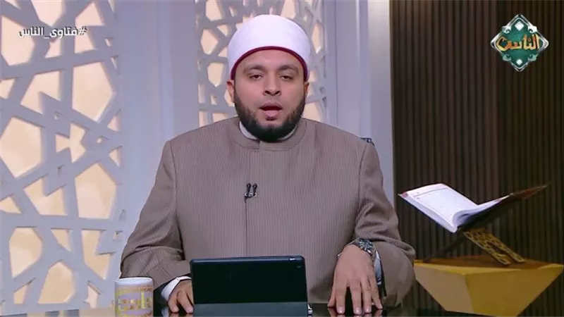 هل تنظيف المنزل ليلًا يجلب الفقر؟.. 