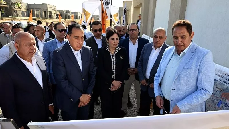 رئيس الوزراء يتابع موقف مشروع إنشاء 17 تجمعا تنمويا برفح والشيخ زويد في شمال سيناء