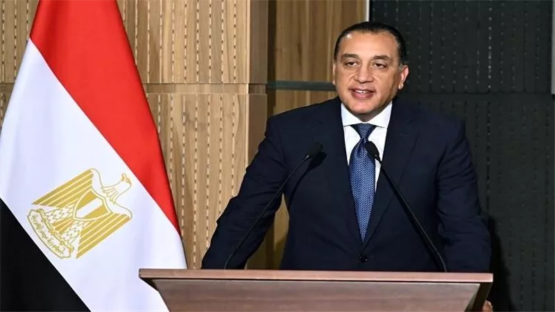 الحكومة تستعرض حصاد أنشطة رئيس الوزراء خلال أسبوع |انفوجراف
