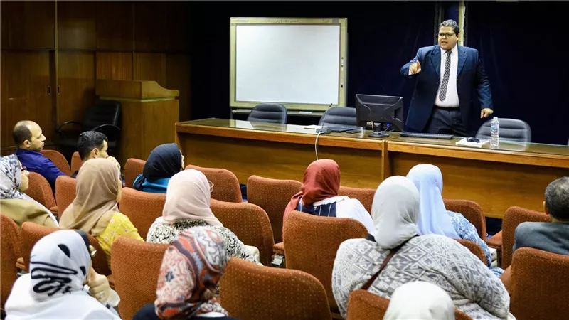 التنظيم والإدارة يعلن إطلاق برنامج تدريبي لتنمية قدرات موظفي الموارد البشرية وبدء تنفيذه بمركز الإدارة بالعجوزة