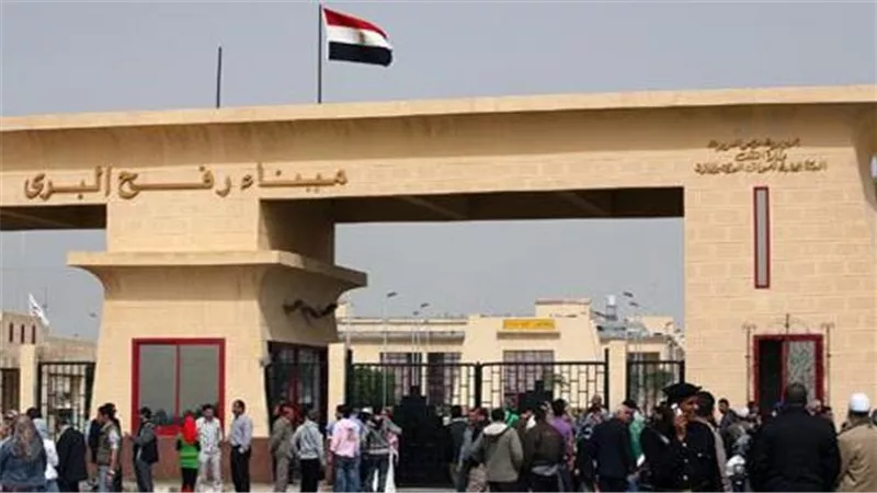 معبر رفح البري يستقبل دفعة من العائدين الفلسطينيين