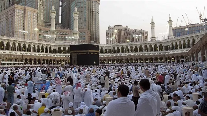 آداب دخول مكة المكرمة.. دار الإفتاء توضح السنن المستحبة وتعظيم البيت الحرام