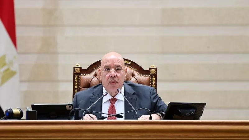 25 اقتراحًا برغبة لتطوير الخدمات والبنية التحتية بالمحافظات