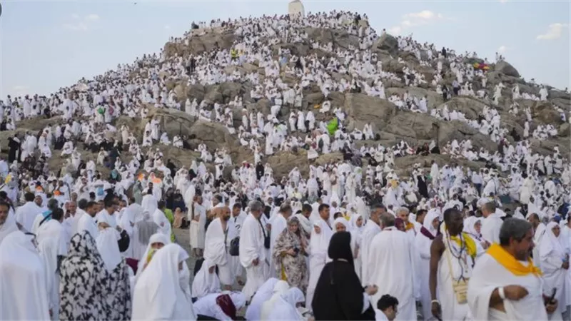 الداخلية تعلن حجز فنادق قريبة من المسجد النبوى لحجاج القرعة
