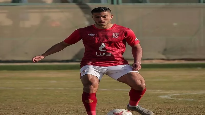 الأهلي يترقب رد محمد عبد المنعم على العرض الأخير قبل كأس العالم