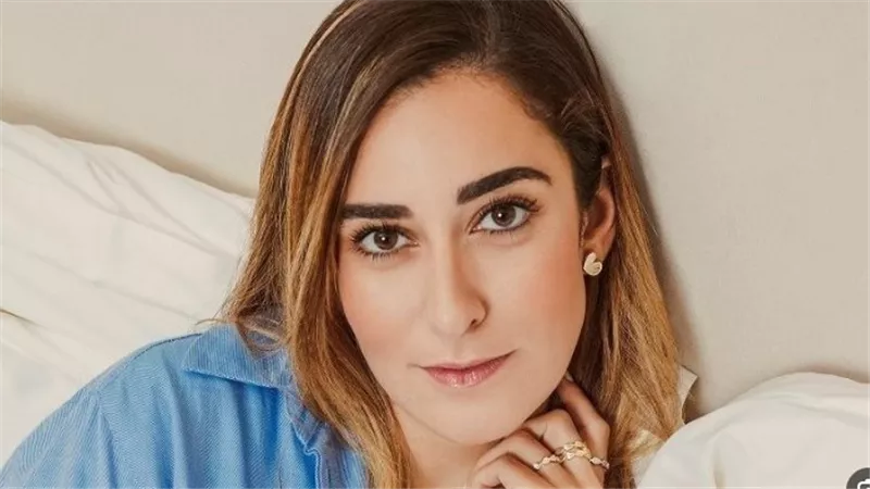 قبل الجراحة بيومين.. حادث يمنع أمينة خليل من عملية تجميل أنفها