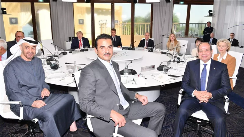 الرئيس السيسى يؤكد ضرورة ضمان حرية وسلامة الملاحة بالممرات البحرية الدولية