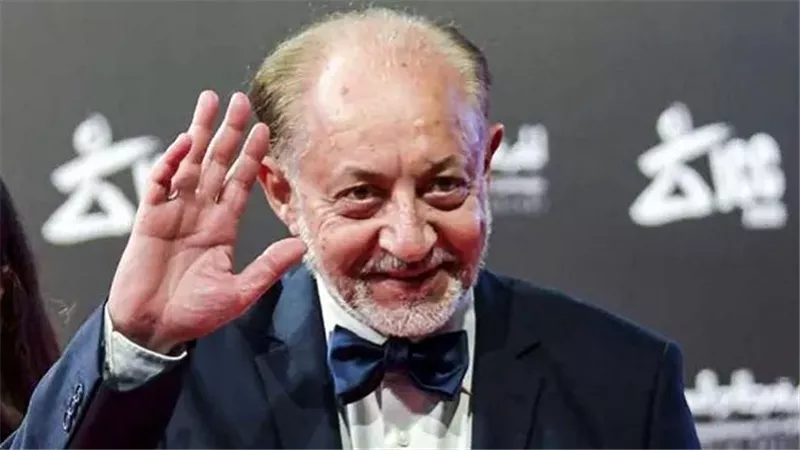 وفاة الفنان الكبير عبد العزيز مخيون