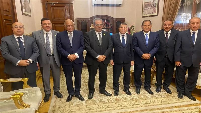  رئيس محكمة استئناف القاهرة يستقبل عددًا من كبار رجال الدولة والقضاء للتهنئة بتوليه رئاسة المحكمة| صور