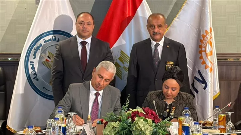 رئيس هيئة تنمية الصعيد يشهد توقيع بروتوكول تعاون مع روتاري كايرو إنتربرينورز لتعزيز التنمية المستدامة وتمكين الشباب بمحافظات الصعيد