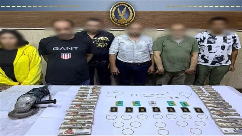 سيدة وزوجها وراء سرقة مسكن شقيقتها بعين شمس