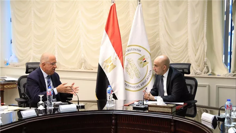 وزير التربية والتعليم يبحث سبل التعاون مع اتحاد الصناعات المصرية لتطوير مدارس التعليم الفني والتوسع في مدارس التكنولوجيا التطبيقية