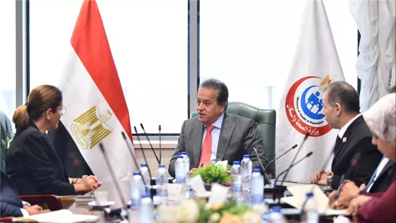 وزير الصحة يدفع نحو نقلة نوعية في المناظرات الطبية عن بعد
