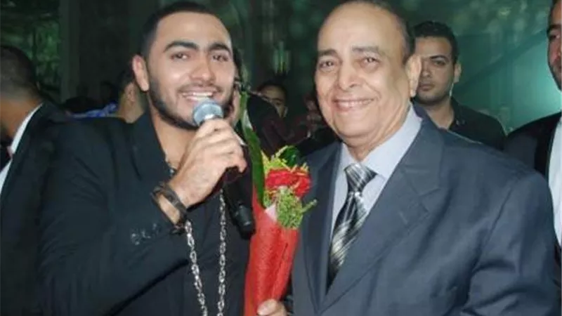 تامر حسني يودع والده بكلمات مؤثرة: الله يرحمك يا حبيبي