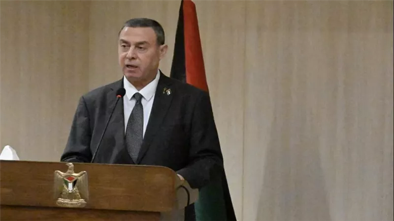 وفاة السفير الفلسطيني لدى القاهرة دياب اللوح بعد مسيرة حافلة بالعطاء